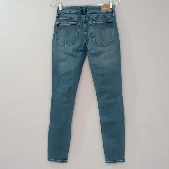 Calvin Klen Jeans | 26/30 Soft Skinny Jeans - Picture 3 of 14